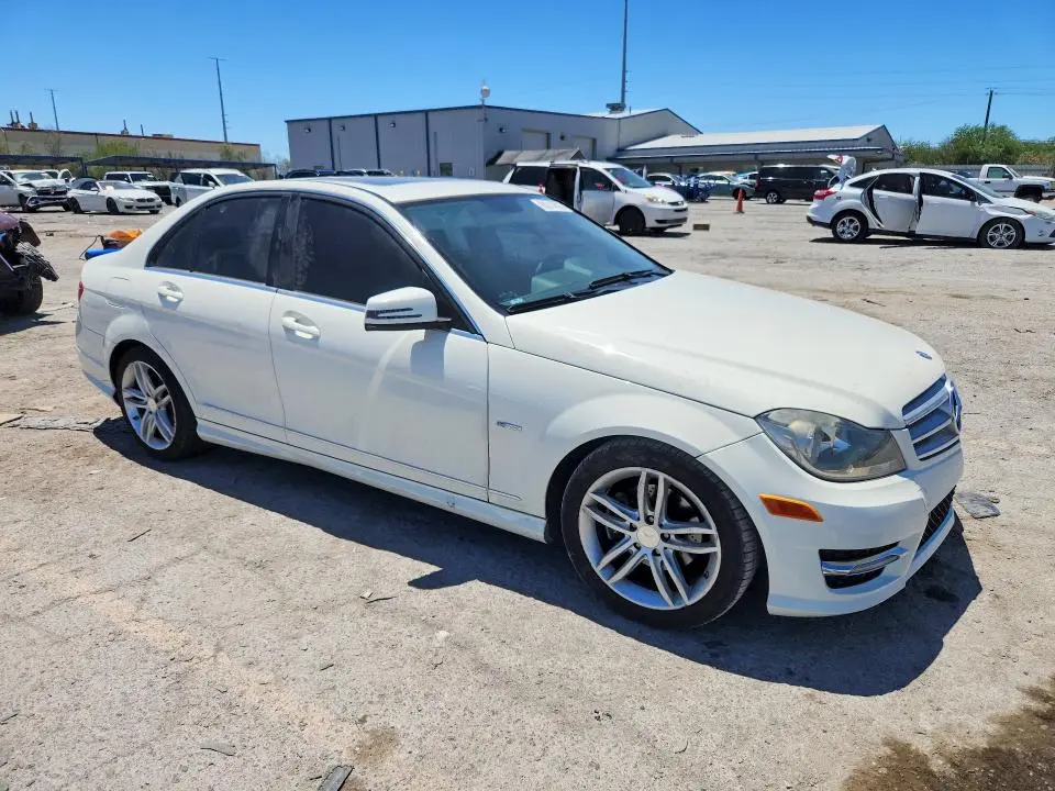 2012 MERCEDES-BENZ C 250  