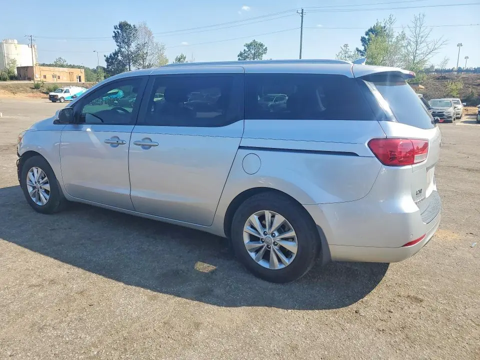 2018 KIA SEDONA LX  