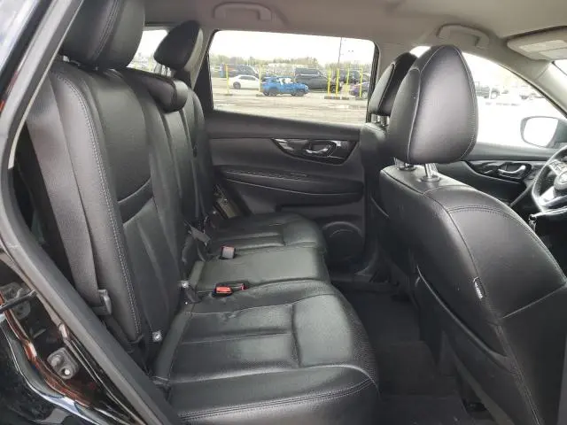 2019 NISSAN ROGUE S