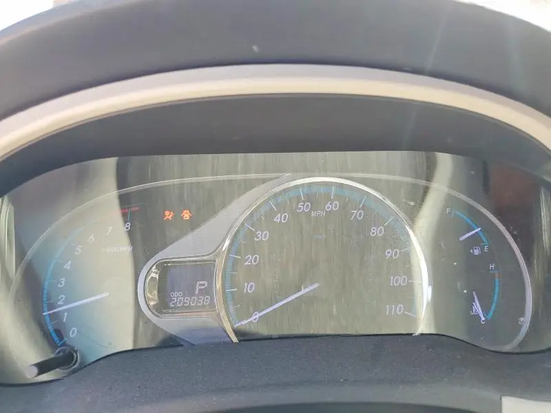 2014 TOYOTA SIENNA XLE 8-PASSENGER  