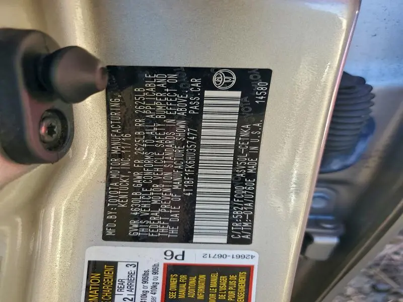 2017 TOYOTA CAMRY LE  