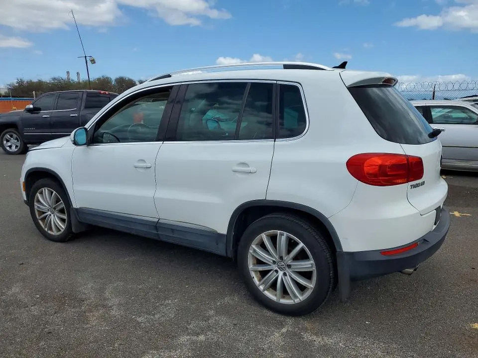 2014 VOLKSWAGEN TIGUAN S  