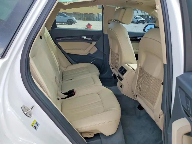 2020 AUDI Q5 PREMIUM PLUS  