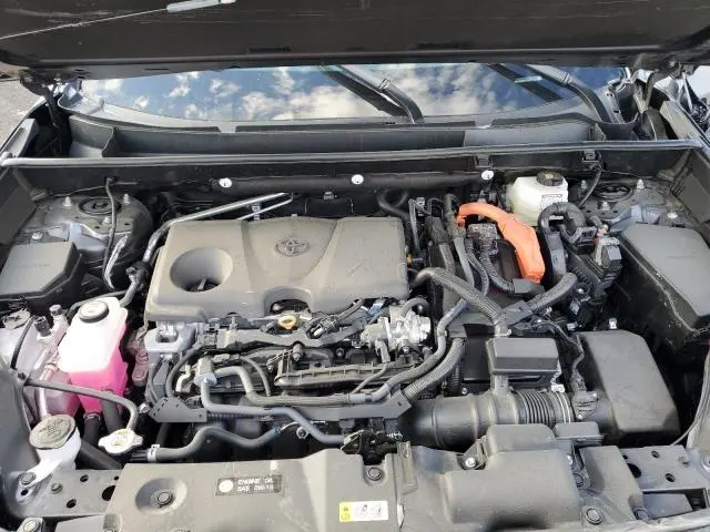 2025 TOYOTA RAV4 XSE  