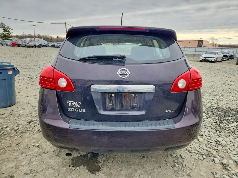 2013 NISSAN ROGUE S  