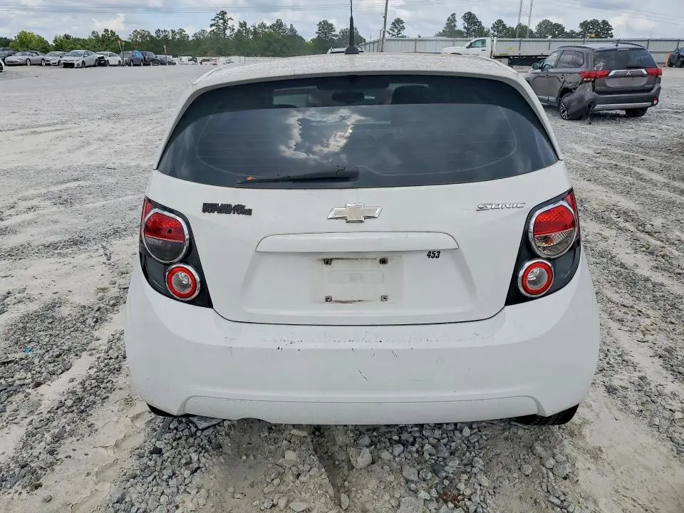 2014 CHEVROLET SONIC LS  