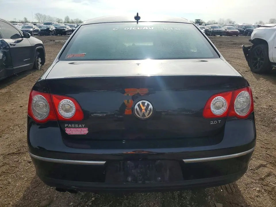 2010 VOLKSWAGEN PASSAT KOMFORT  