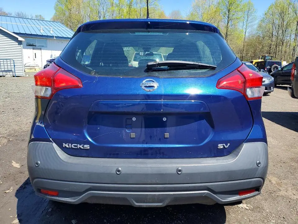 2020 NISSAN KICKS SV  