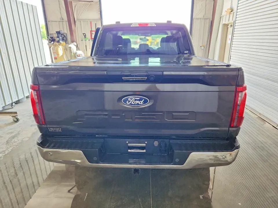 2024 FORD F150 XLT  
