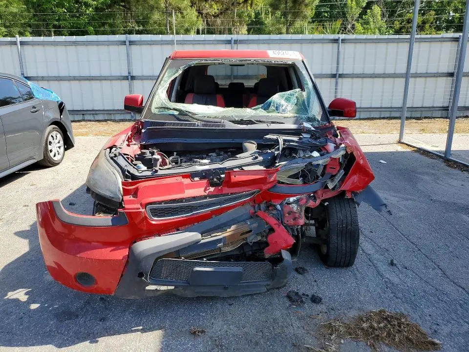 2010 KIA SOUL +  