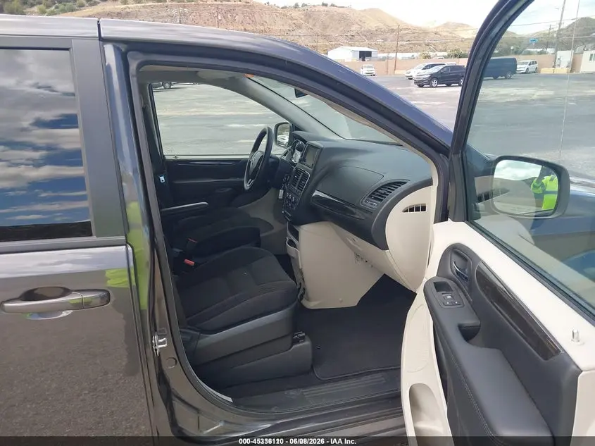 2018 DODGE GRAND CARAVAN SE