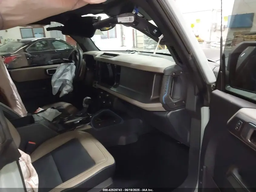 2024 FORD BRONCO WILDTRAK