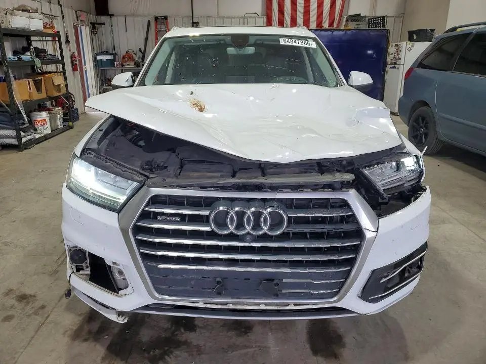2017 AUDI Q7 PRESTIGE  