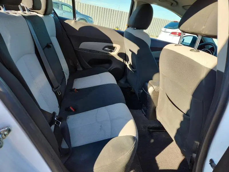 2011 CHEVROLET CRUZE LS  