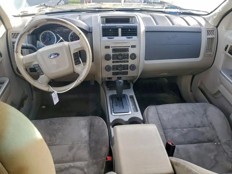 2012 FORD ESCAPE XLT  