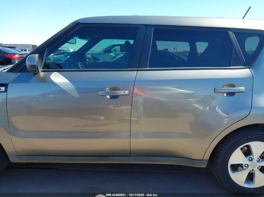 2015 KIA SOUL  