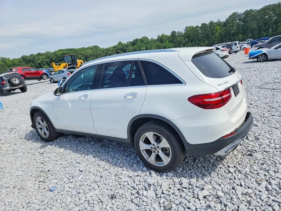 2018 MERCEDES-BENZ GLC 300  