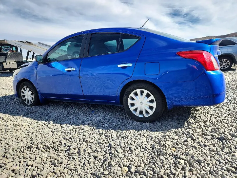 2015 NISSAN VERSA 1.6 SV  