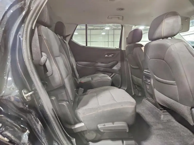 2021 CHEVROLET TRAVERSE LT  