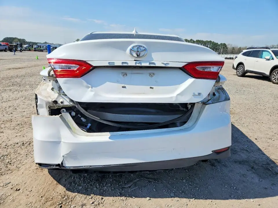 2020 TOYOTA CAMRY LE  
