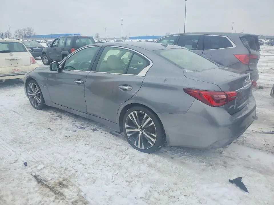 2018 INFINITI Q50 HYBRID LUXE  