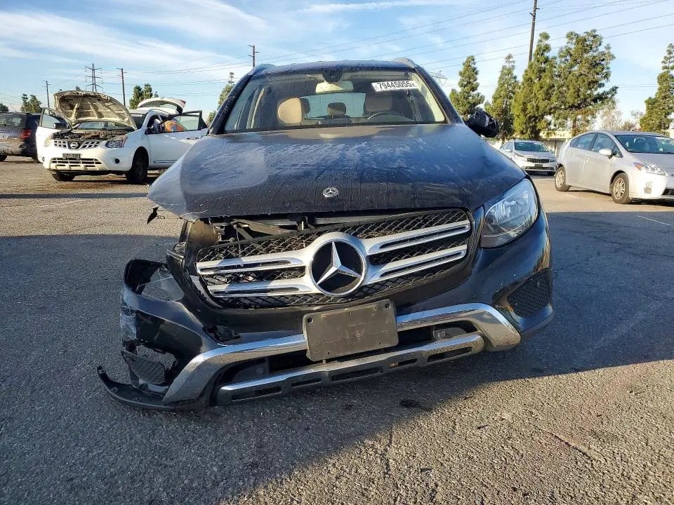 2018 MERCEDES-BENZ GLC 300  