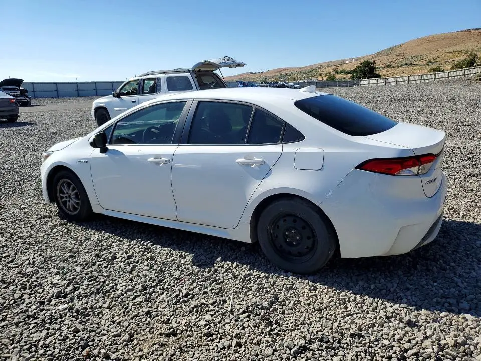 2020 TOYOTA COROLLA LE  