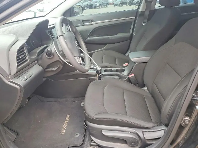 2019 HYUNDAI ELANTRA SEL  