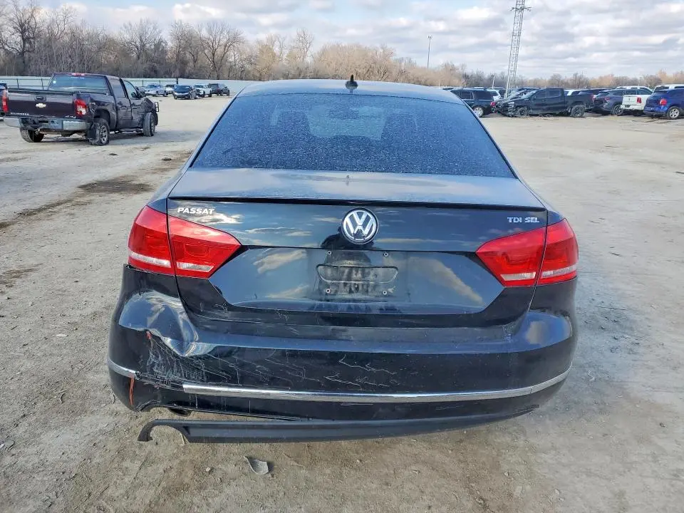 2013 VOLKSWAGEN PASSAT SEL  