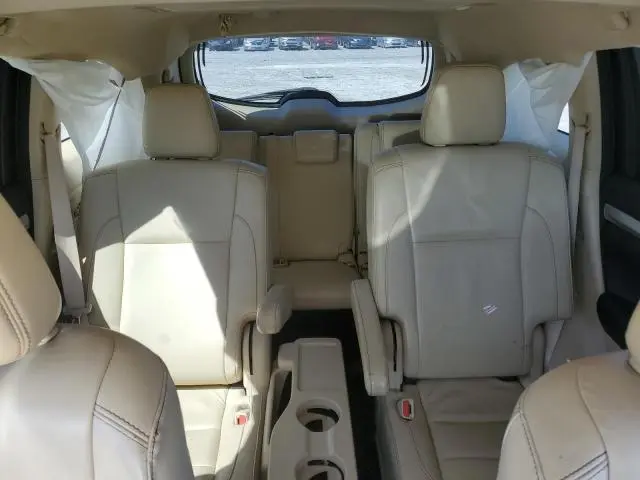 2017 TOYOTA HIGHLANDER SE  