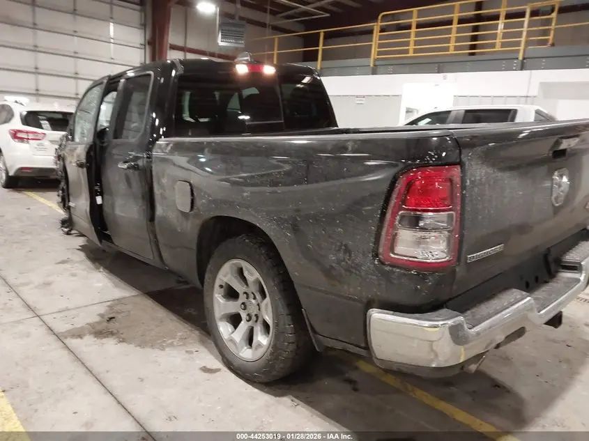 2019 RAM 1500 BIG HORN/LONE STAR  4X4 6'4 BOX