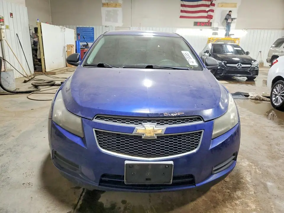 2013 CHEVROLET CRUZE LS  
