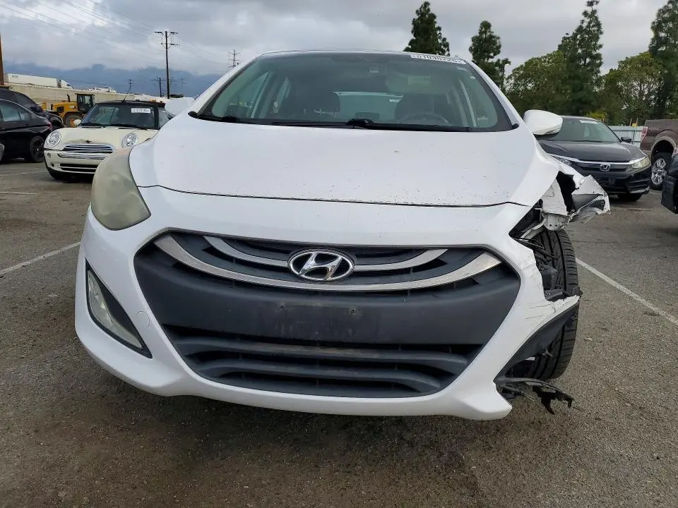 2014 HYUNDAI ELANTRA GT BASE  