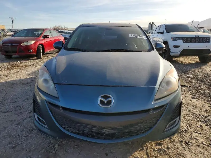 2011 MAZDA 3 S  
