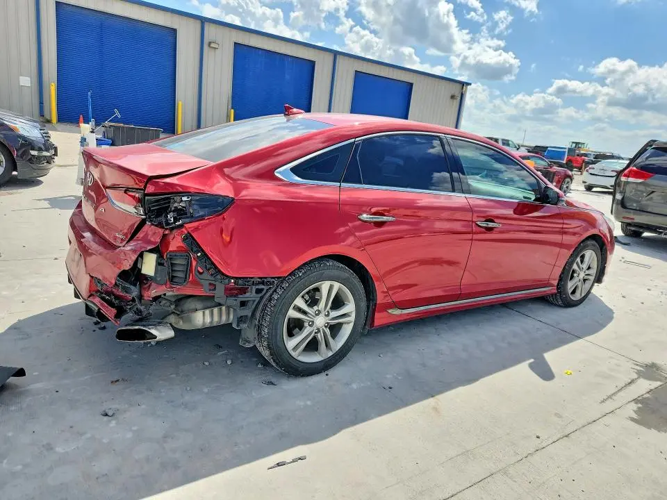 2018 HYUNDAI SONATA SPORT  