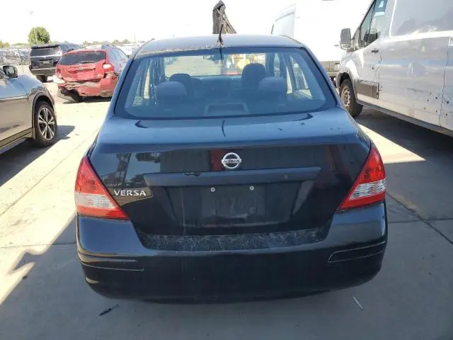 2011 NISSAN VERSA S  