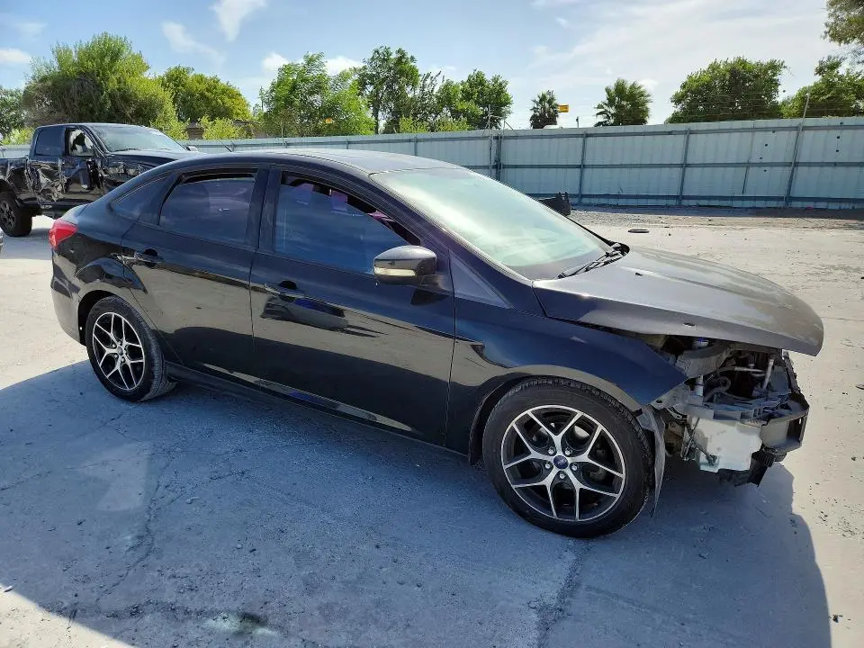 2017 FORD FOCUS SEL  