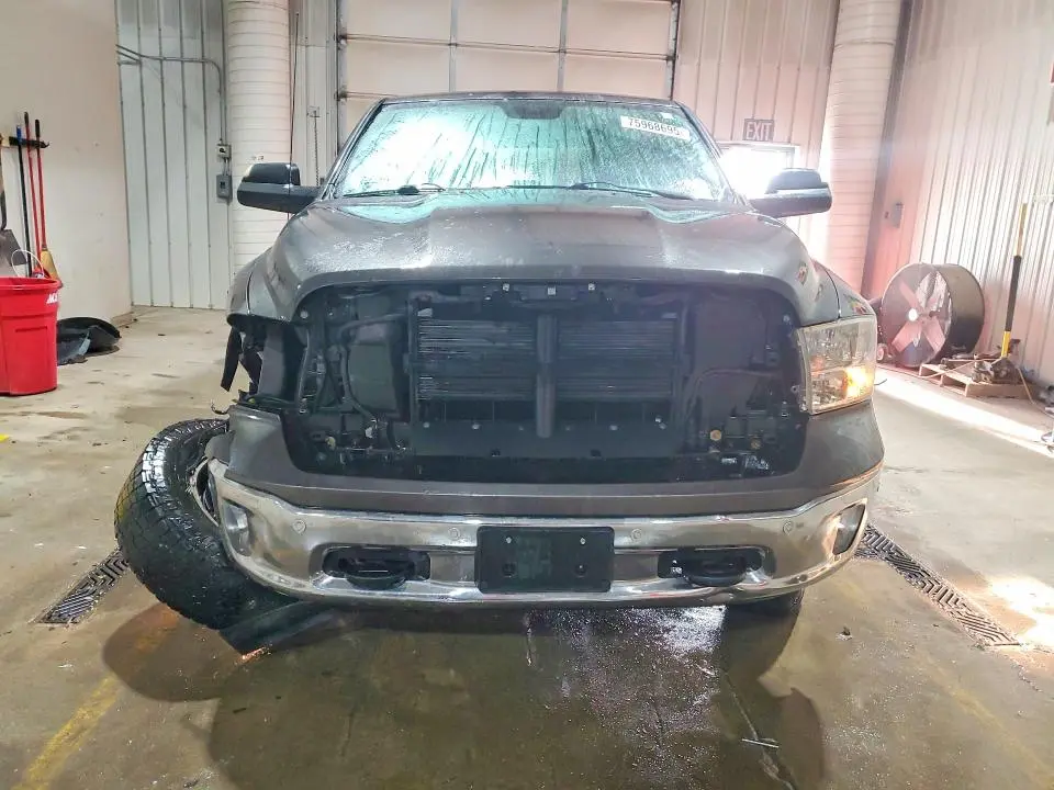 2014 RAM 1500 SLT  