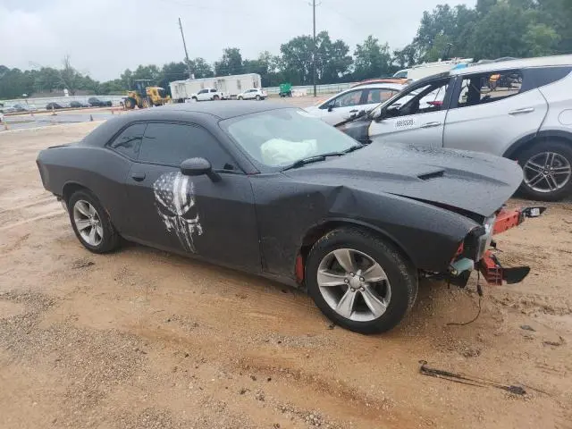 2016 DODGE CHALLENGER SXT  