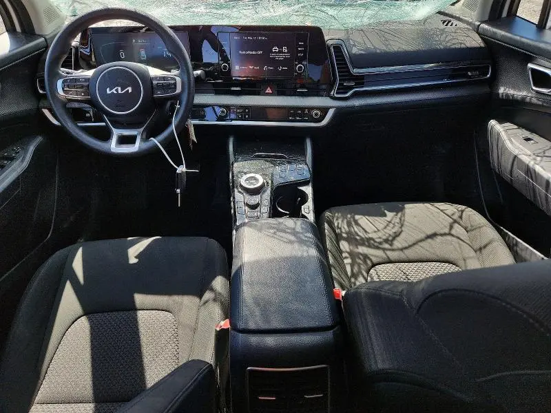 2025 KIA SPORTAGE LX  