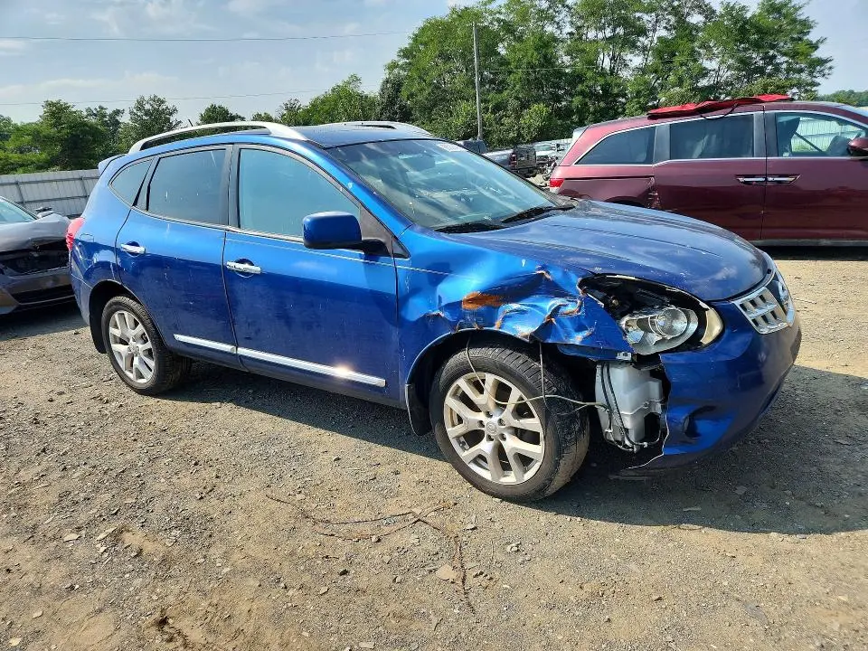 2011 NISSAN ROGUE S  