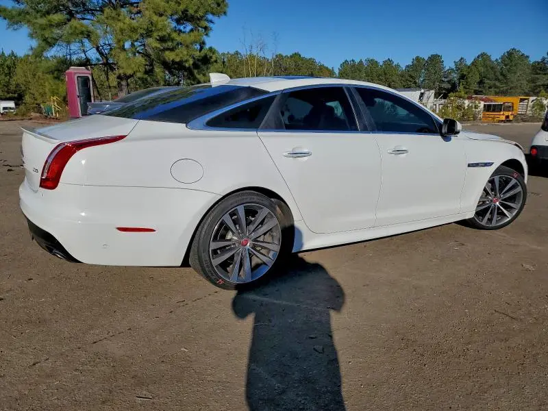 2019 JAGUAR XJ R - SPORT  