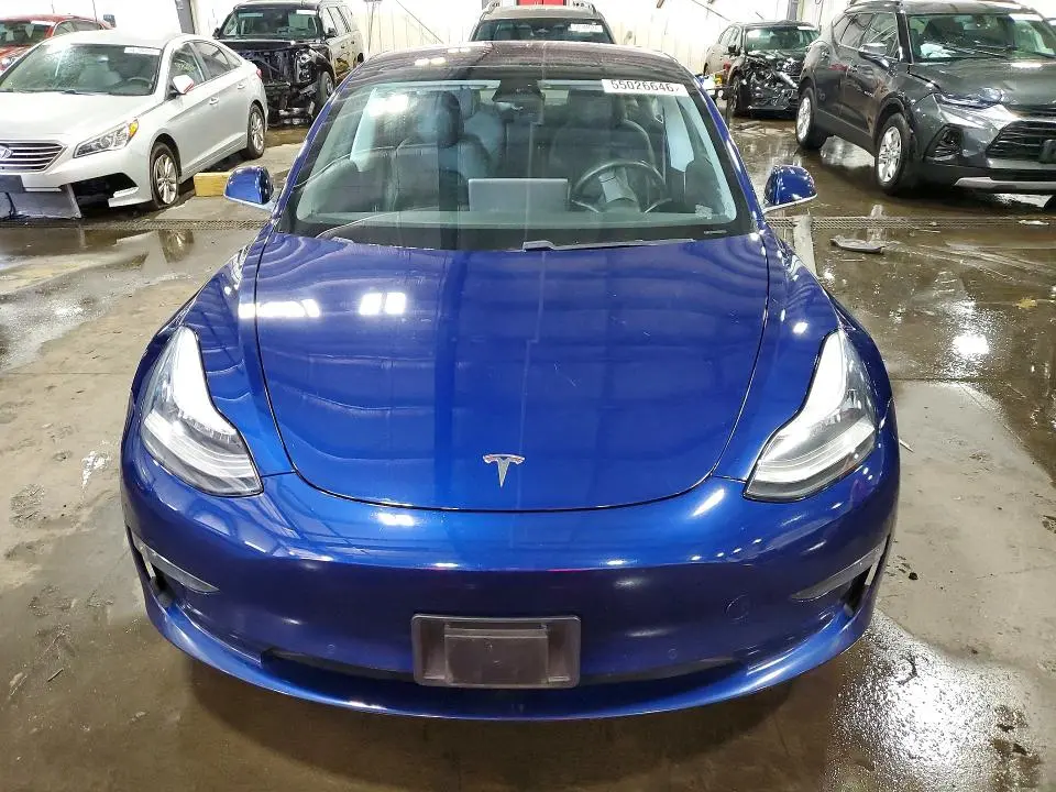 2018 TESLA MODEL 3   