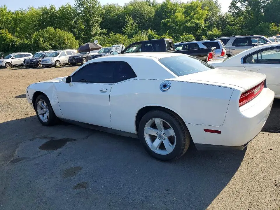 2014 DODGE CHALLENGER SXT  