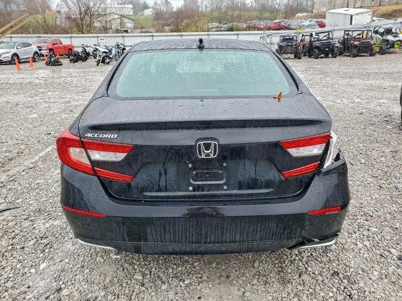 2019 HONDA ACCORD LX  
