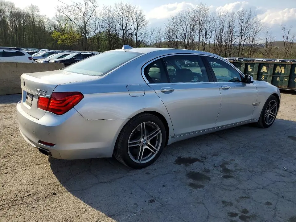2012 BMW 750 LXI  