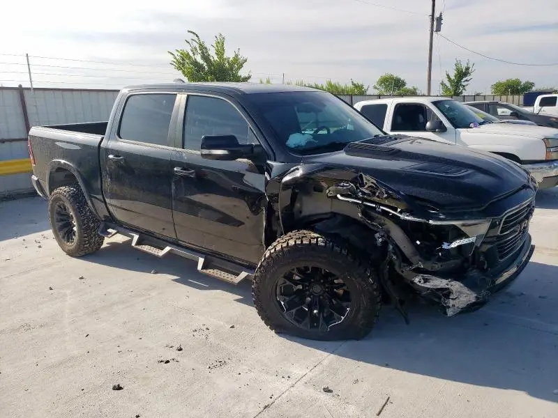 2020 RAM 1500 LARAMIE  