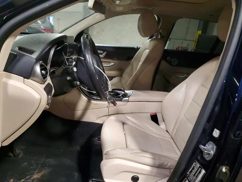 2017 MERCEDES-BENZ GLC 300 4MATIC  