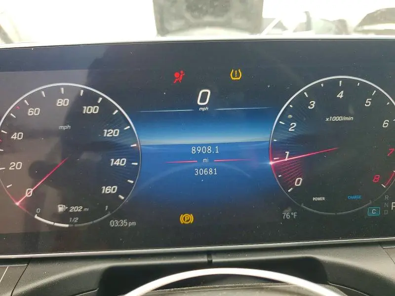 2023 MERCEDES-BENZ C 300  