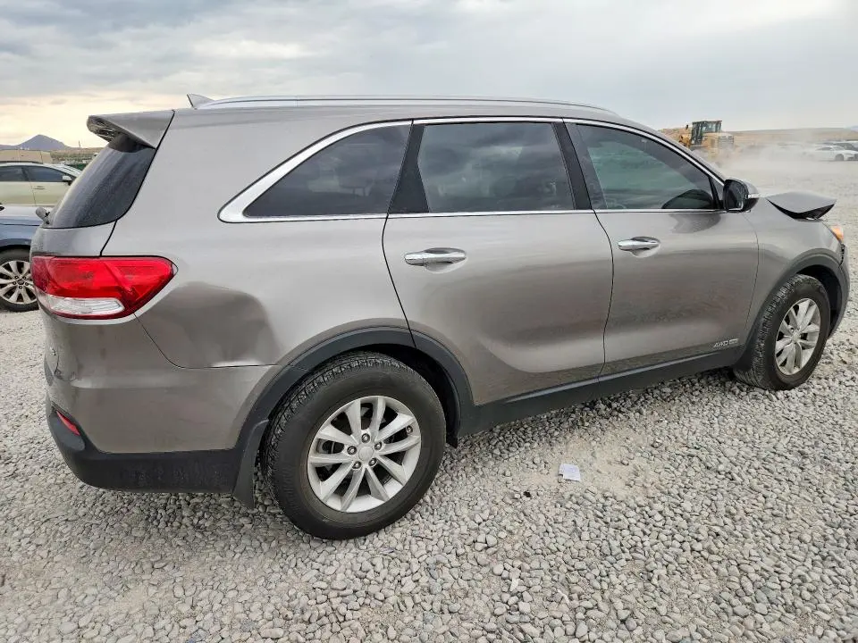2016 KIA SORENTO LX V6  